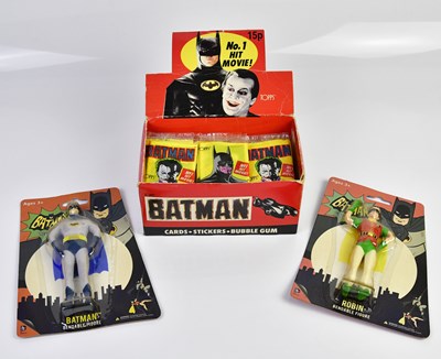 Lot 4637 - BATMAN; a box of Tot Cards and chewing gum,...