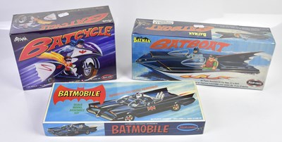 Lot 4640 - BATMAN; three Polar Lights assembly kits,...