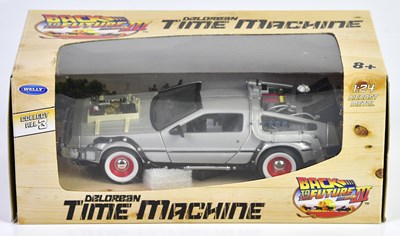 Lot 4677 - BACK TO THE FUTURE III; a Welly 'DeLorean Time...