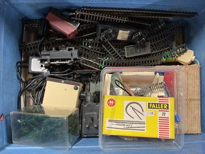 Lot 4335 - A collection of various toy trains and...