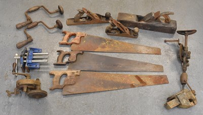 Lot 151 - A small quantity of vintage tools including...