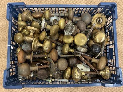 Lot 443 - A quantity of 19th and 20th century brass door...