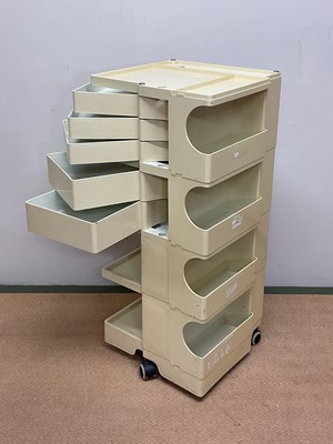 Lot 465 - A 1970s Joe Colombo Boby modular storage...