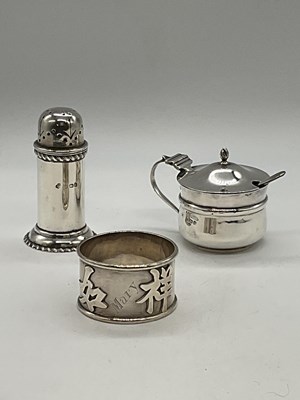 Lot 296 - WANG HING; a Chinese silver napkin ring, 'Mary'...