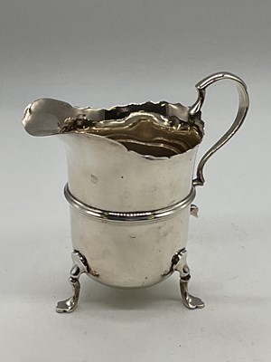 Lot 292 - ROBERT PRINGLE; a George V hallmarked silver...