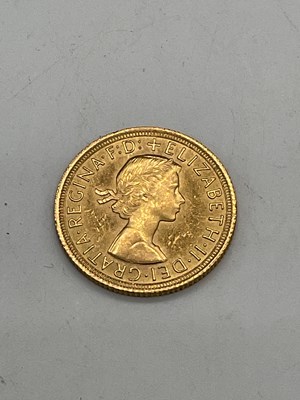 Lot 303 - An Elizabeth II 1966 full sovereign.