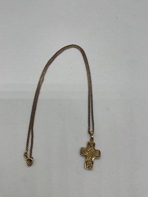 Lot 361 - A yellow metal chain stamped 333 supporting a...