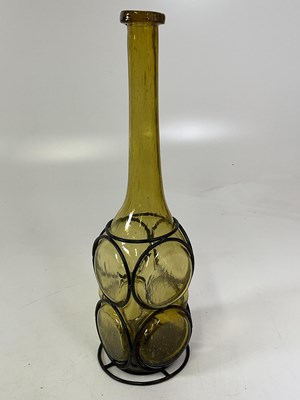 Lot 250 - A mid 20th century Venetian art glass vase,...