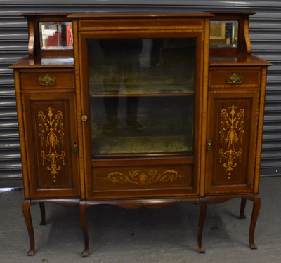 Lot 39 - An early 20th century mahogany and inlaid...