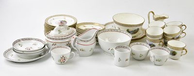Lot 1328 - An early 20th century part tea/dinner service...