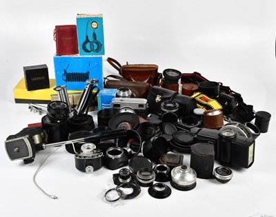 Lot 1441 - An extensive collection of camera and...