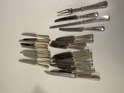 Lot 288 - A steel bladed and silver sheath handled three...
