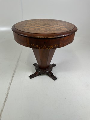 Lot 546 - A trumpet sewing table, height 44 cm, diameter...