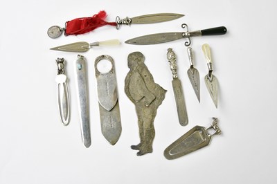 Lot 1060 - A collection of hallmarked silver and white...