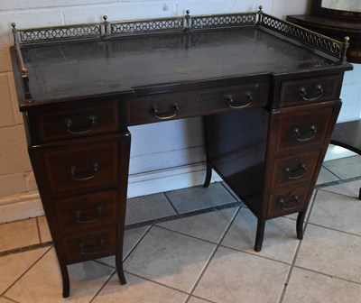Lot 9 - An Edwardian mahogany and satinwood...