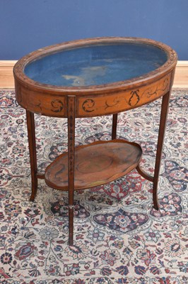Lot 21 - An Edwardian Sheraton Revival inlaid mahogany...