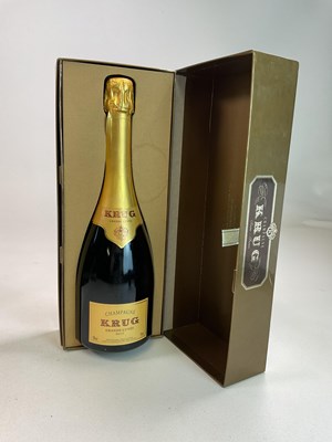 Lot 750 - CHAMPAGNE; a bottle of Krug Grande Cuvee...