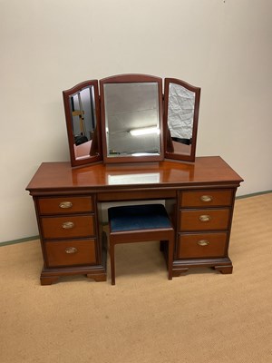 Lot 721 - STAG; dressing table with three section...