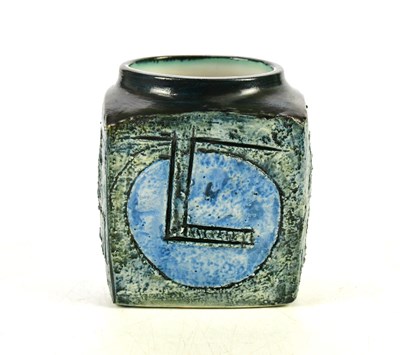 Lot 2285 - LINDA TAYLOR FOR TROIKA POTTERY; a marmalade...