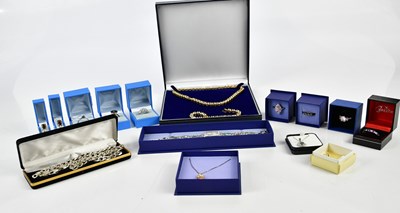 Lot 498 - A collection of silver mounted jewellery,...