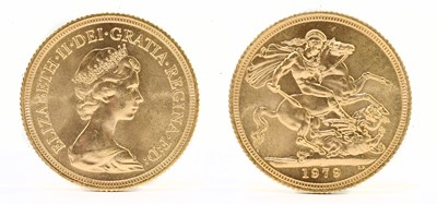 Lot 1860 - A cased Elizabeth II full sovereign, 1979.