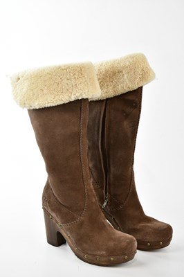 Lot 949 - UGG, AUSTRALIA; a pair of dark brown suede...