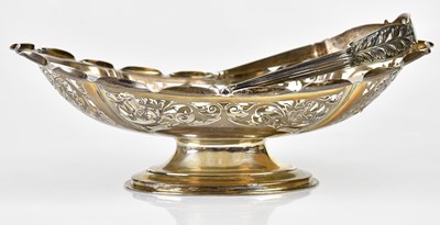 Lot 2372 - JOSEPG GLOSTER LTD; a George V hallmarked...