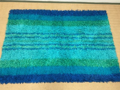 Lot 551 - A 1960s Swedish Rya rug, with deep pile in...