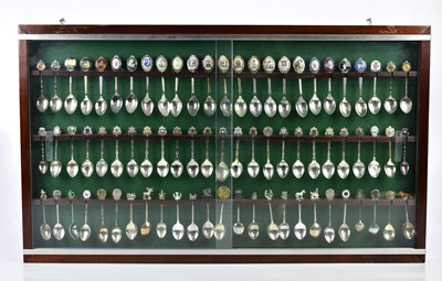 Lot 2002 - A large collection of approximately three...