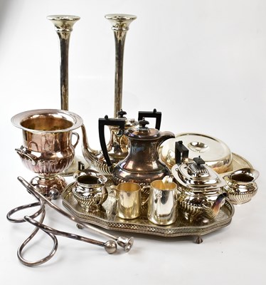 Lot 2025 - A collection of silver plated items to include...