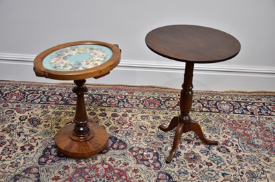 Lot 1084 - A Victorian mahogany tripod table, height 70cm,...