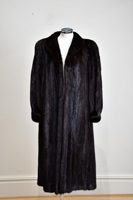 Lot 896 - A vintage full length dark brown mink coat...
