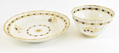 Lot 486 - A first period Worcester gilt decorated saucer,...