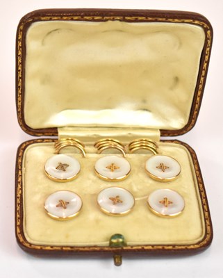 Lot 1257 - A cased set of six Edwardian 15ct yellow gold...