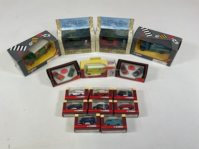 Lot 293 - CORGI AND TRACKSIDE; a collection of model...