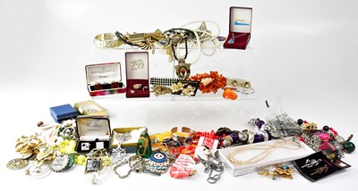 Lot 843 - A quantity of costume jewellery, to include...