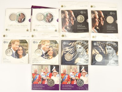 Lot 657 - THE ROYAL MINT; ten UK £5 brilliant...