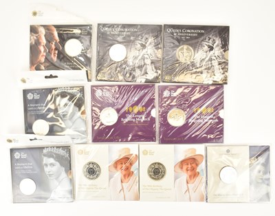 Lot 656 - THE ROYAL MINT; ten UK £5 brilliant...