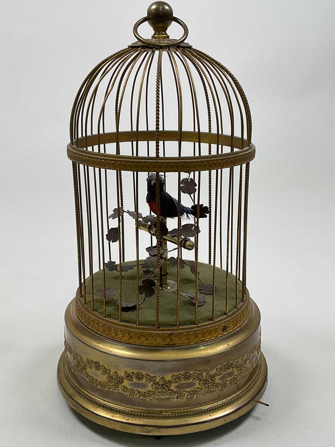 Lot 42 - An early 20th century singing automaton single...
