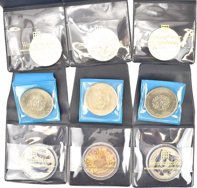 Lot 674 - Nine various loose and encapsulate £5 and...