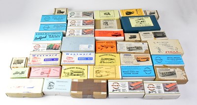 Lot 885 - Approximately one hundred boxes of model...