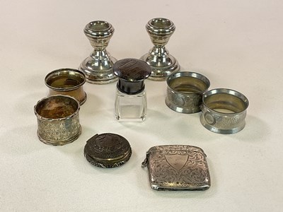 Lot 1040 - A group of small hallmarked silver items,...
