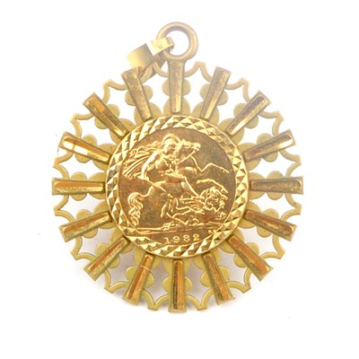 Lot 771 - An Elizabeth II half sovereign, 1982, George...