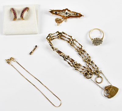 Lot 294 - A 9ct three bar gate link bracelet, a fine...