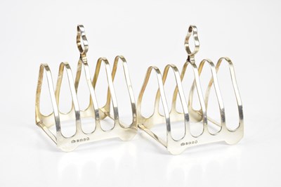 Lot 2492 - ELKINGTON & CO; a pair of George V hallmarked...