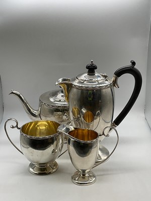 Lot 1080 - JOSEPH GLOSTER & CO LTD; a George V hallmarked...