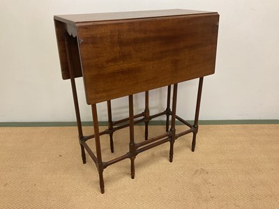Lot 718 - An Edwardian mahogany 'spider leg' drop-leaf...