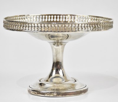 Lot 2196 - JOHN ROUND & SONS LTD; a George V hallmarked...