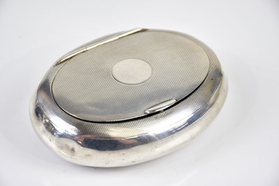 Lot 2407 - DEAKIN & FRANCIS LTD; a George VI hallmarked...