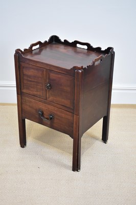 Lot 1061 - A Georgian mahogany night cupboard with two...